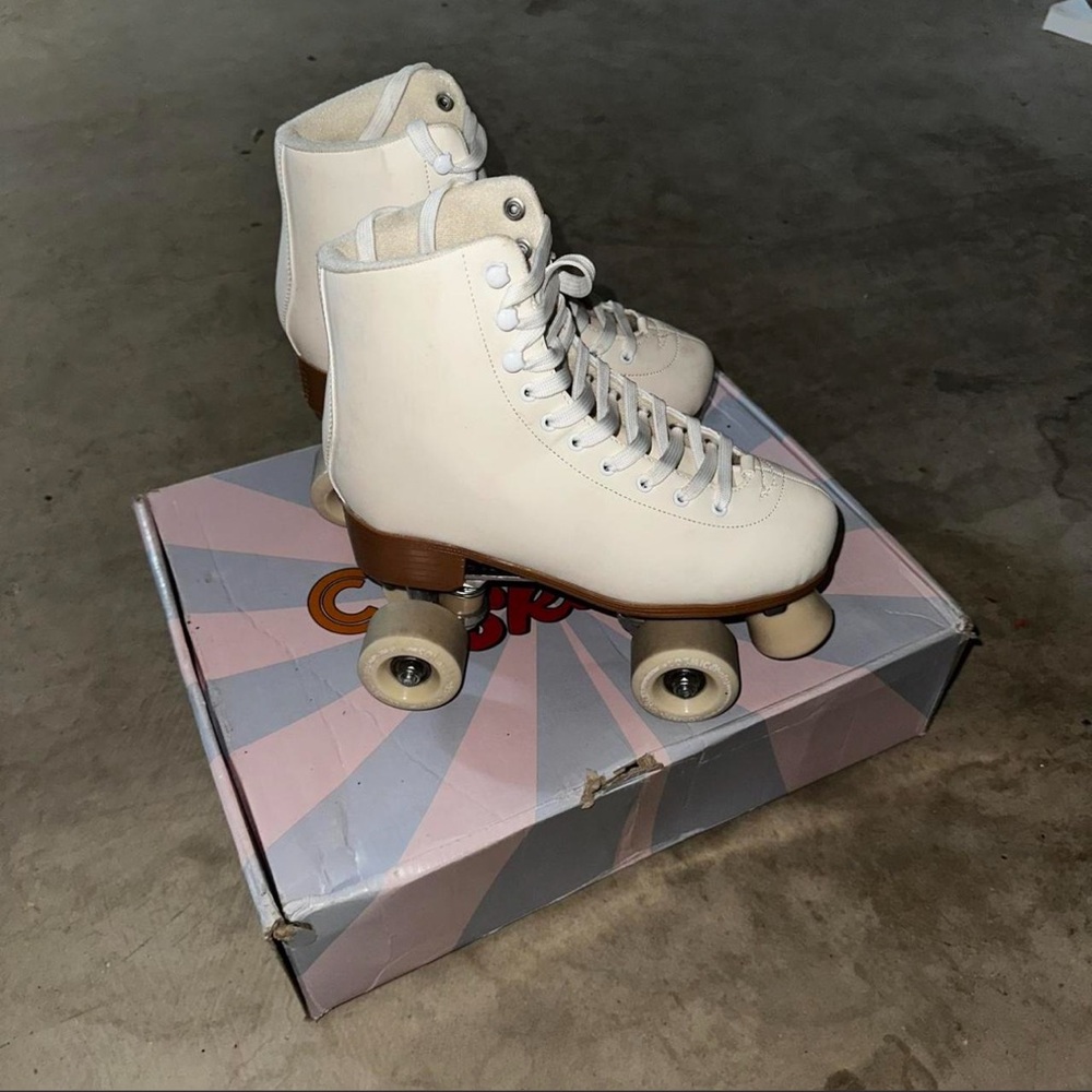 Classic Cream Roller Skates